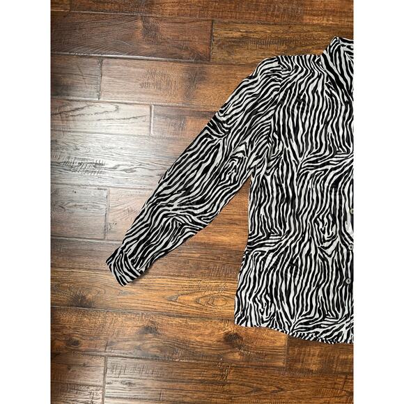 Vintage Clothing - Sheer Button Up Shirt Zebra Print - 100% Silk - Small - Tess - Picture 4 of 8